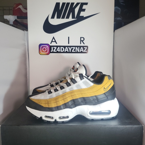 Size 7- Nike Air Max 95 Recraft (Black-Dark Smoke Grey) CJ3906-010..  Wmns 8.5.. - Picture 5 of 16